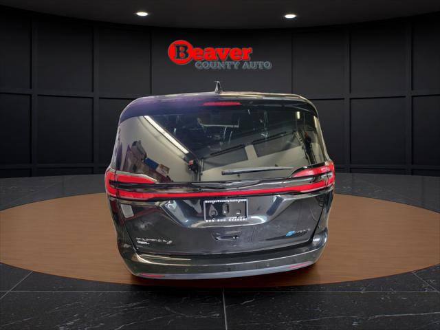 2023 Chrysler Pacifica Hybrid Touring L 2023 Chrysler Pacifica Hybrid Touring L