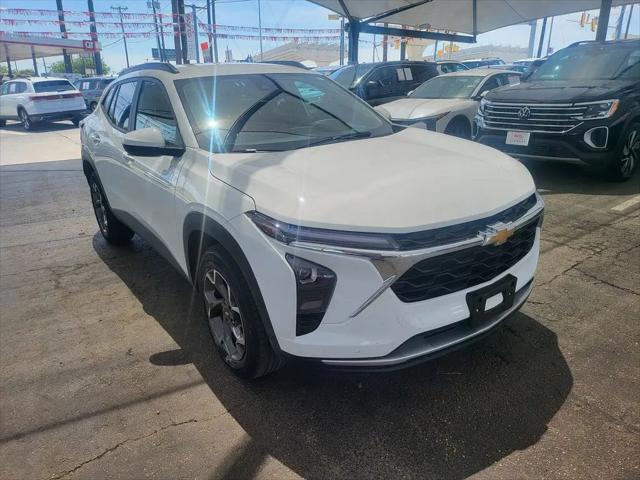 2025 Chevrolet Trax FWD LT