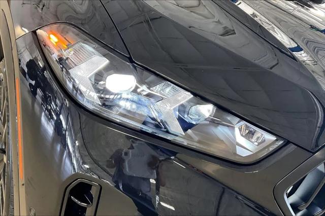 2027 BMW X6 xDrive40i