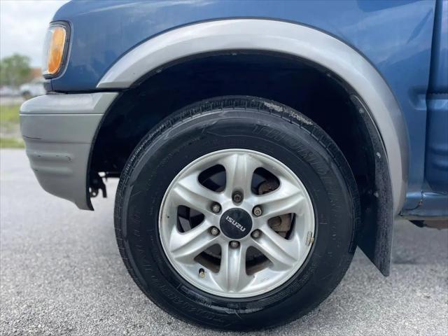 2002 Isuzu Rodeo Sport Base