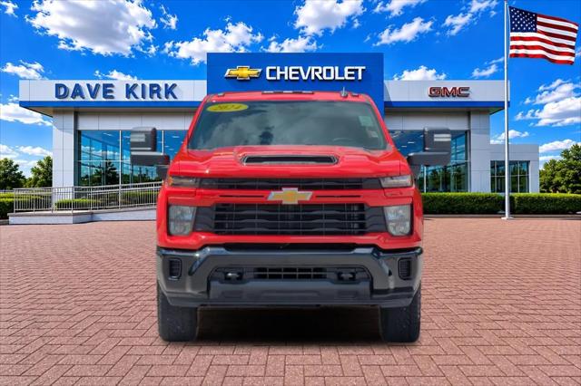 2024 Chevrolet Silverado 2500HD 4WD Crew Cab Standard Bed Custom