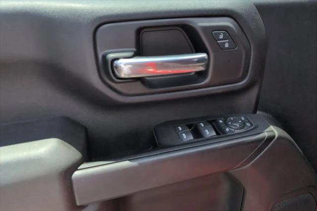 2024 Chevrolet Silverado 2500HD 4WD Crew Cab Standard Bed Custom