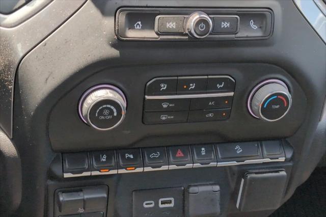 2024 Chevrolet Silverado 2500HD 4WD Crew Cab Standard Bed Custom