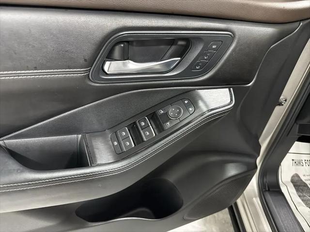 2023 Nissan Rogue SL FWD