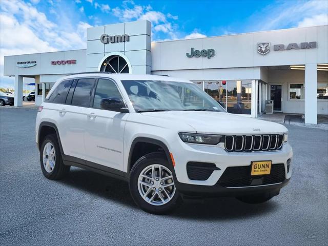 2026 Jeep Grand Cherokee Laredo 4x2 for sale in Seguin, TX