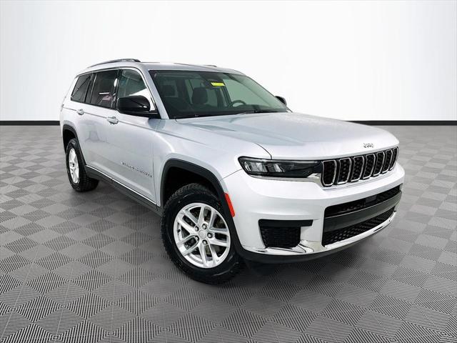 2023 Jeep Grand Cherokee L Laredo 4x4 2023 Jeep Grand Cherokee L Laredo 4x4