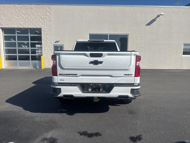 2022 Chevrolet Silverado 1500 4WD Crew Cab Standard Bed RST 2022 Chevrolet Silverado 1500 4WD Crew Cab Standard Bed RST