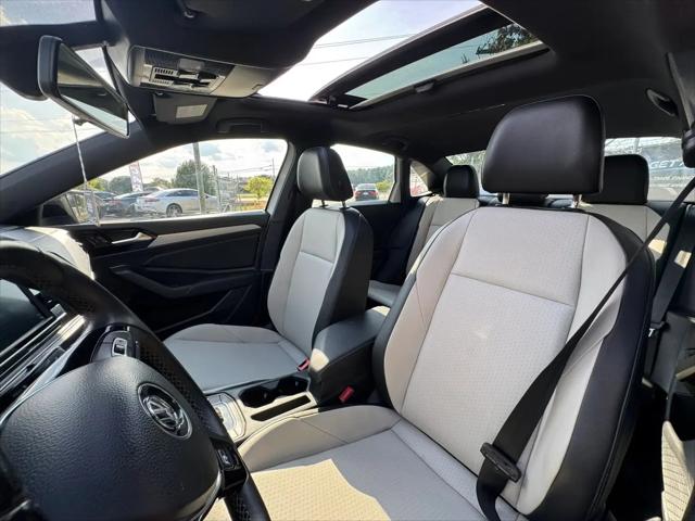 2019 Volkswagen Jetta 1.4T R-Line