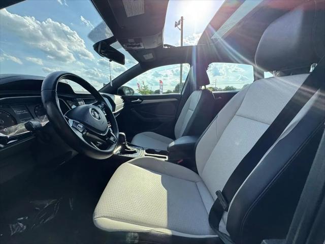 2019 Volkswagen Jetta 1.4T R-Line
