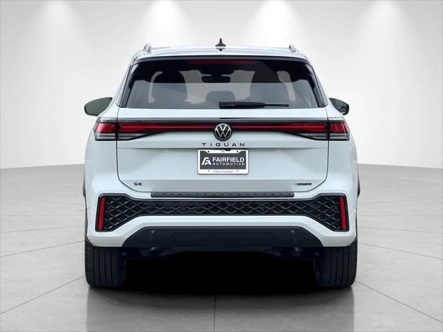 2026 Volkswagen Tiguan SE R-Line Black