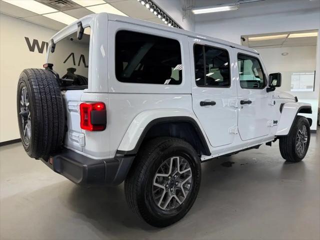 2025 Jeep Wrangler 4-Door Sahara 4x4