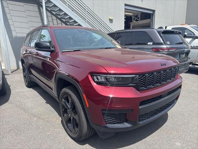 2025 Jeep Grand Cherokee L Altitude 4x4 2025 Jeep Grand Cherokee L Altitude 4x4