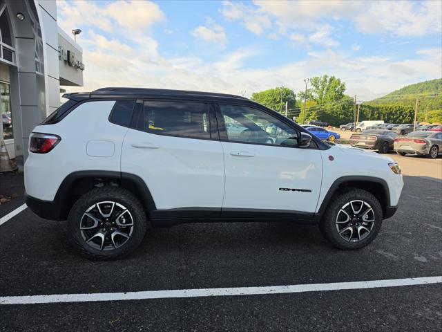 2026 Jeep Compass COMPASS TRAILHAWK 4X4 2026 Jeep Compass COMPASS TRAILHAWK 4X4