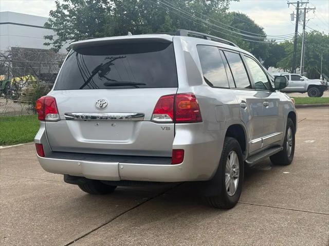 2015 Toyota Land Cruiser V8