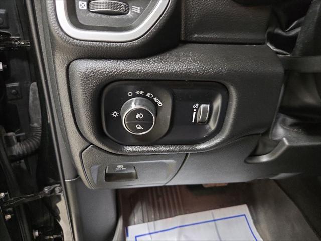 2023 Ram 1500 Big Horn Crew Cab 4x4 5'7" Box