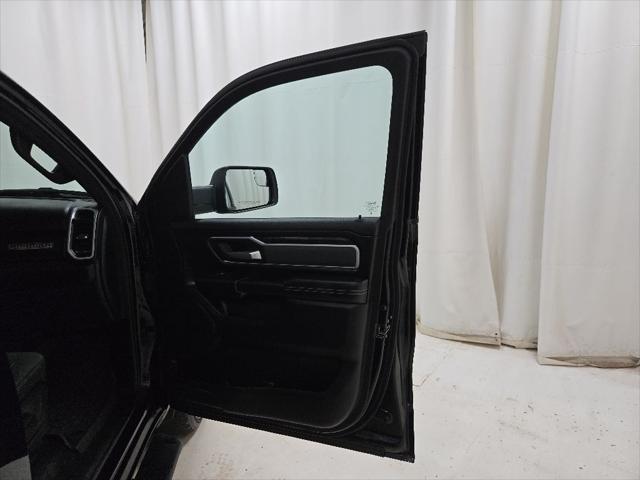 2023 Ram 1500 Big Horn Crew Cab 4x4 5'7" Box