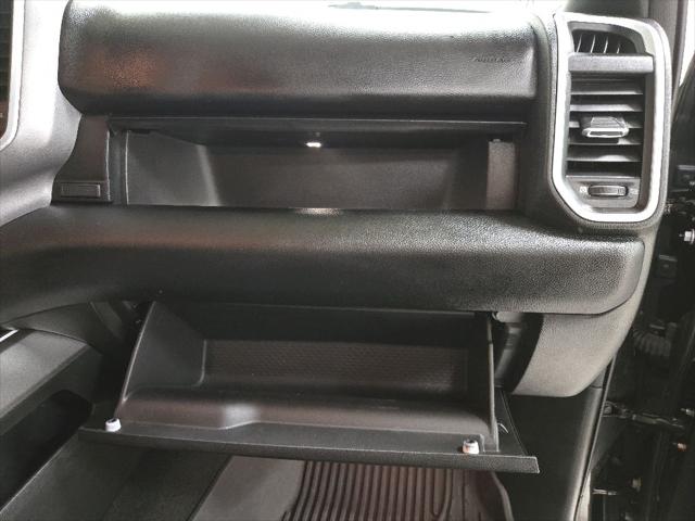 2023 Ram 1500 Big Horn Crew Cab 4x4 5'7" Box