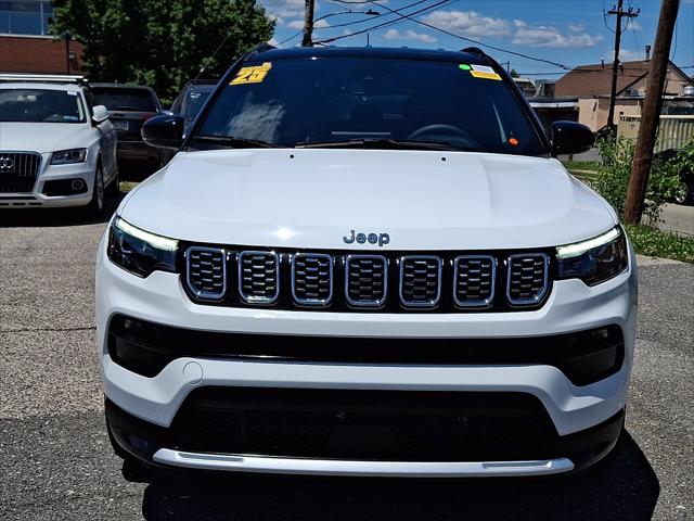 2025 Jeep Compass Limited 4x4 2025 Jeep Compass Limited 4x4