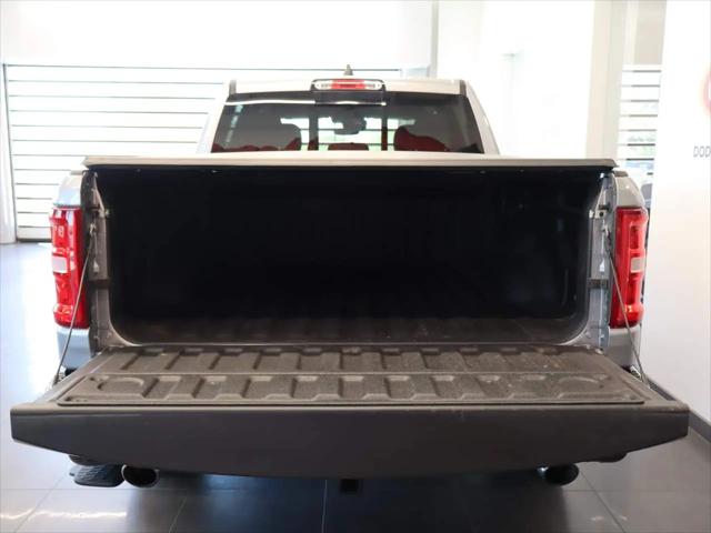 2025 Ram 1500 Big Horn Crew Cab 4x4 5'7" Box