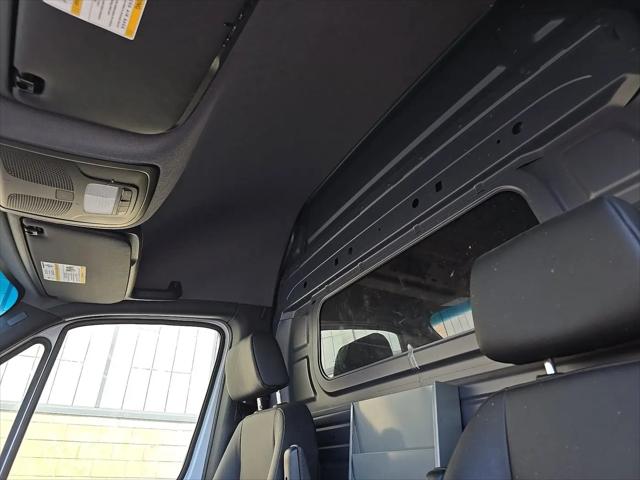 2023 Mercedes-Benz Sprinter 2500 Standard Roof 4-Cyl Diesel HO