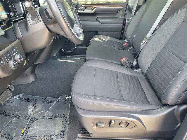 2025 Chevrolet Silverado 1500 4WD Crew Cab Standard Bed LT
