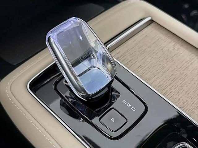 2026 Volvo XC90 Plug-In Hybrid Plus, T8 AWD, Electric/Gasoline, Bright, 7 Seats