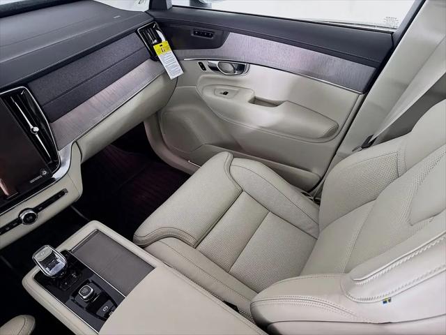 2026 Volvo XC90 Plug-In Hybrid Ultra, T8 AWD, Electric/Gasoline, Bright, 7 Seats
