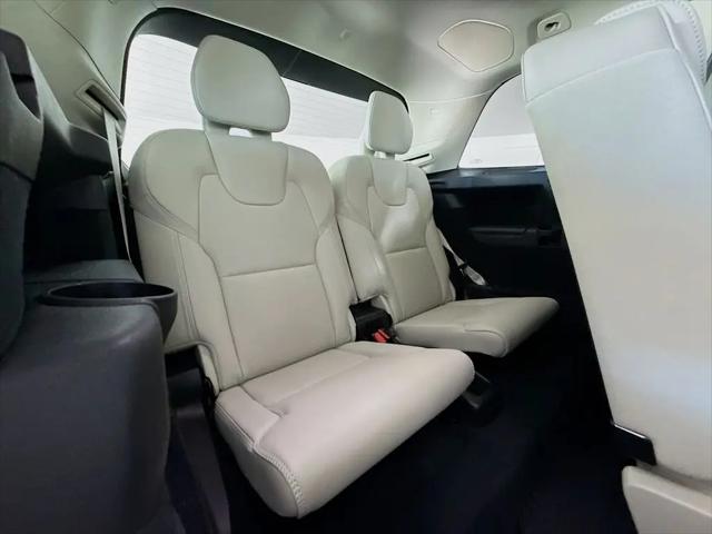 2026 Volvo XC90 Plug-In Hybrid Ultra, T8 AWD, Electric/Gasoline, Bright, 7 Seats