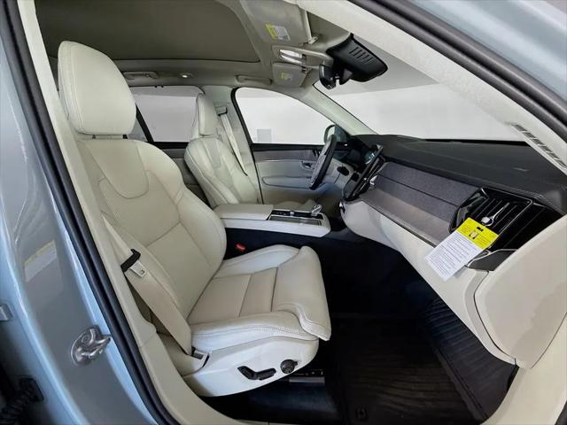 2026 Volvo XC90 Plug-In Hybrid Ultra, T8 AWD, Electric/Gasoline, Bright, 7 Seats