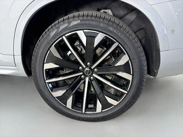 2026 Volvo XC90 Plug-In Hybrid Ultra, T8 AWD, Electric/Gasoline, Bright, 7 Seats