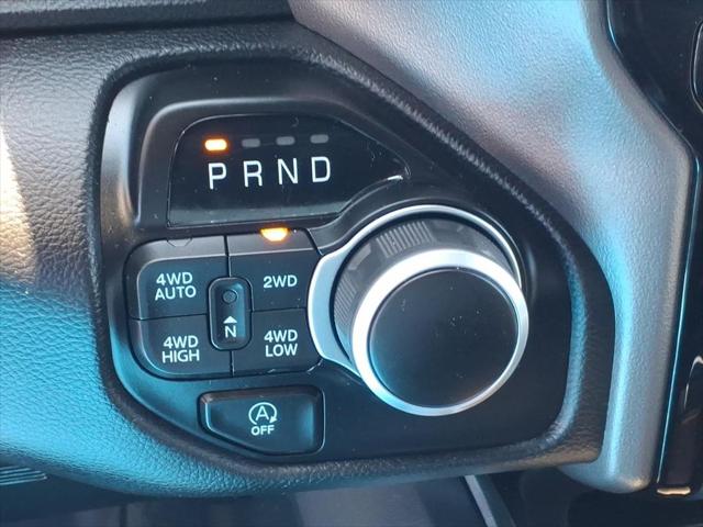 2024 Ram 1500 Big Horn Crew Cab 4x4 5'7" Box
