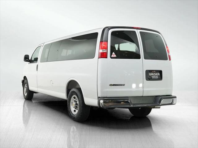 2025 Chevrolet Express Passenger RWD 3500 Extended Wheelbase LT