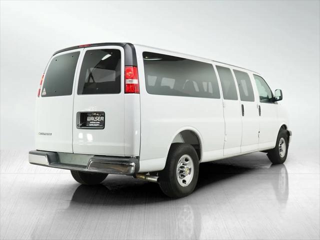 2025 Chevrolet Express Passenger RWD 3500 Extended Wheelbase LT