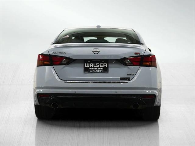 2023 Nissan Altima SR Intelligent AWD