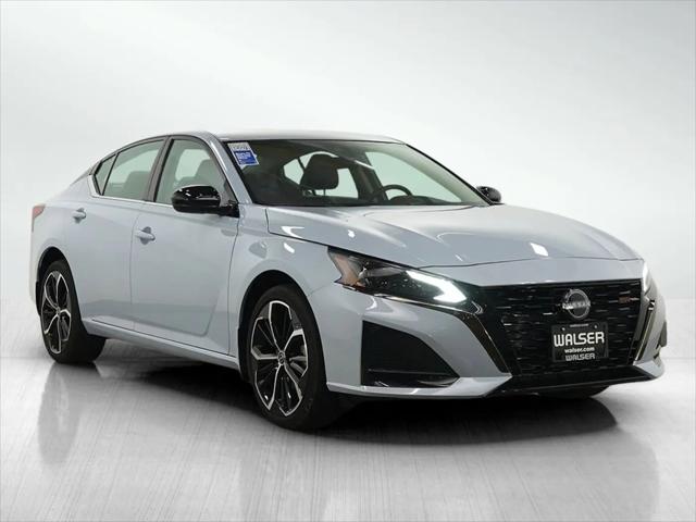 2023 Nissan Altima SR Intelligent AWD