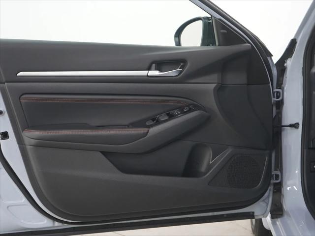 2023 Nissan Altima SR Intelligent AWD