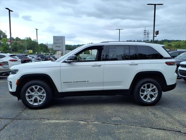 2023 Jeep Grand Cherokee Limited 4x4 2023 Jeep Grand Cherokee Limited 4x4