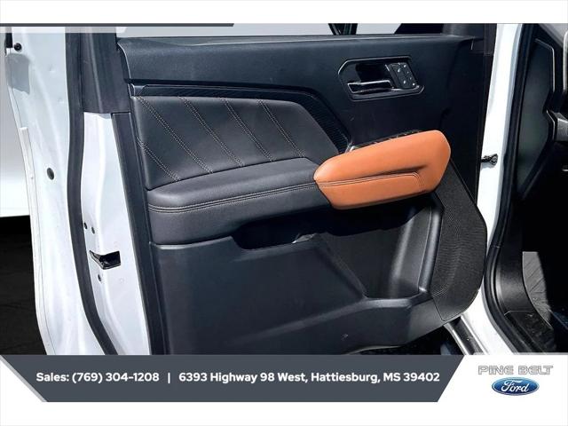 2023 GMC Canyon 4WD Crew Cab Short Box AT4