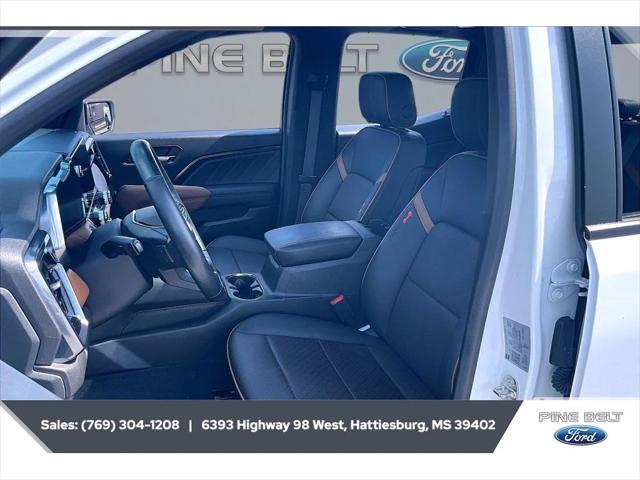 2023 GMC Canyon 4WD Crew Cab Short Box AT4