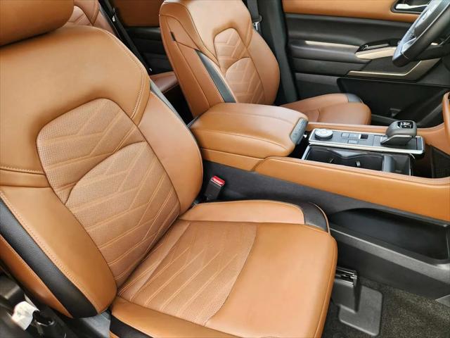 2025 Nissan Pathfinder Platinum 4WD