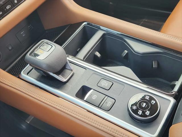 2025 Nissan Pathfinder Platinum 4WD