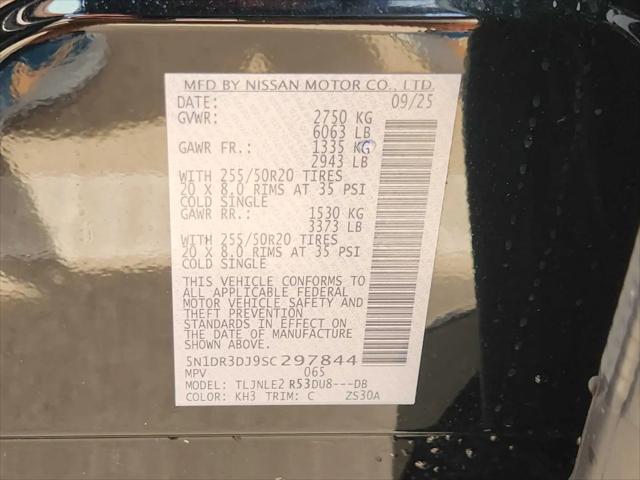 2025 Nissan Pathfinder Platinum 4WD