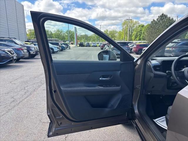 2025 Nissan Kicks SV Intelligent AWD