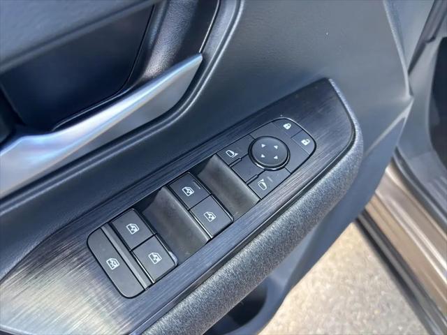 2025 Nissan Kicks SV Intelligent AWD
