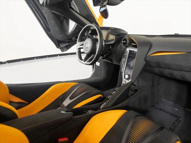 2024 McLaren 750S Spider
