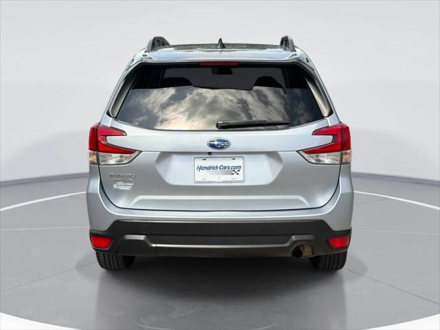 2024 Subaru Forester Premium