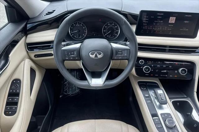 2023 INFINITI QX60 PURE