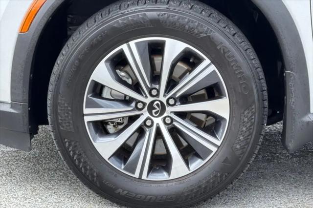 2023 INFINITI QX60 PURE