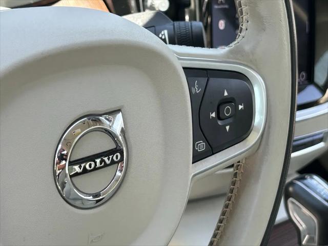2021 Volvo S60 T6 Momentum