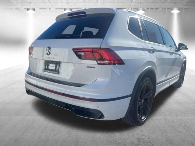 2023 Volkswagen Tiguan 2.0T SE R-Line Black